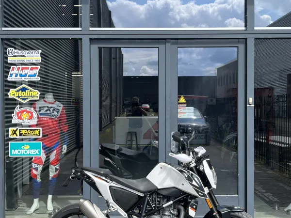 2016 KTM Duke 690 2016 nw Model - €4,250 (1/1)