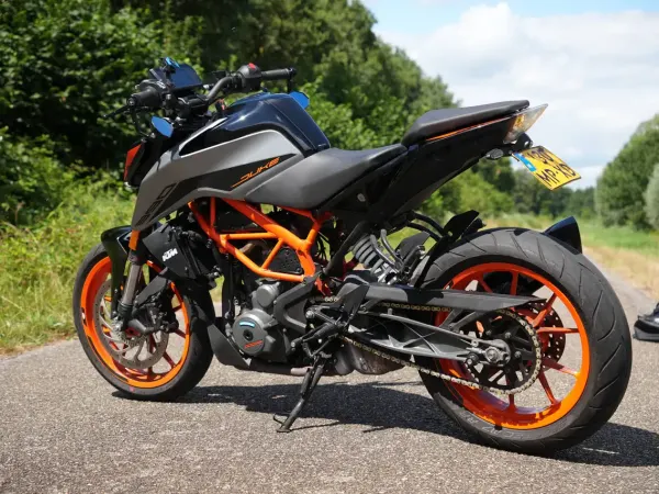2022 KTM 390 Duke - € 4.750 (1/1)