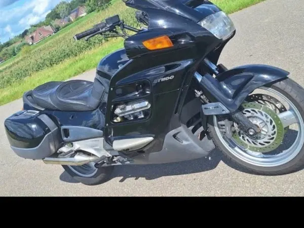 2000 Honda ST 1100 - Reserved (1/1)