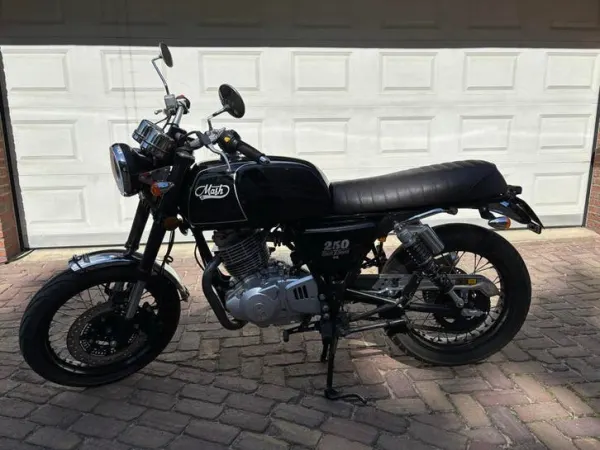 Bouwjaar onbekend Mash 250cc-2018-3375km-Zeer Goed! - € 2.500 · Bieden (1/1)