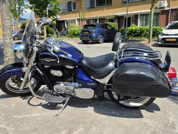 2005 Suzuki Intruder C - € 2.900 (1/1)