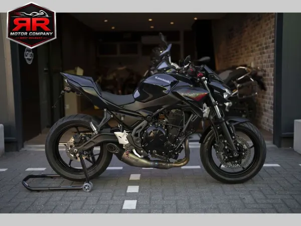 2021 Kawasaki Z650 ABS - € 7.388 (1/1)