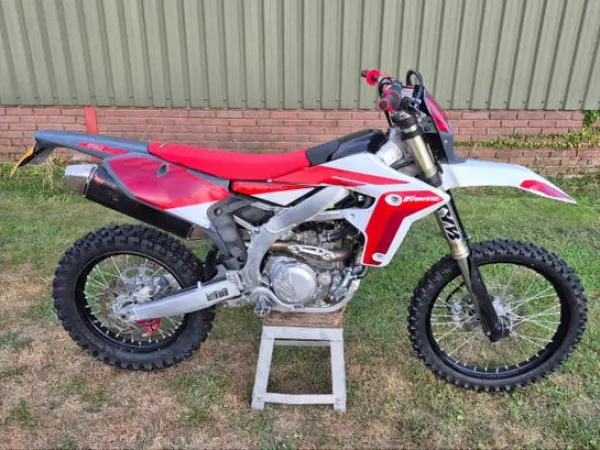 2025 Fantic XEF 450 2025 – Zeer Nette Staat – Veel Extra's - €7,400 · Bidding (1/1)
