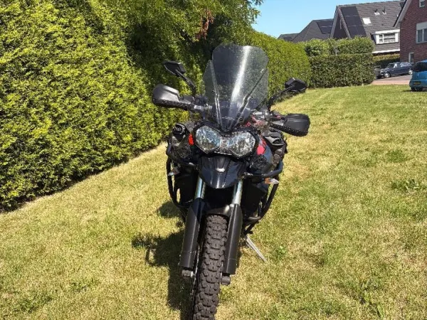 2011 Triumph Tiger 800 XC 2011 - Reserved (1/1)