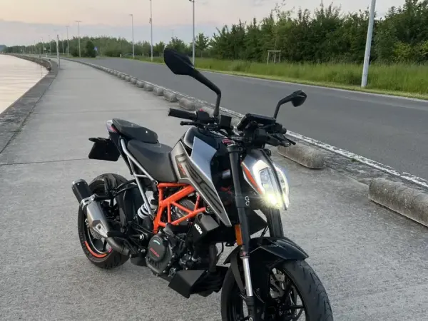 2022 KTM 125 Duke - €4,799 (1/1)