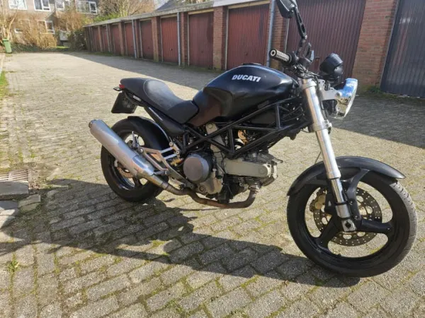 Year unknown Ducati Monster 620 ie, Dark edition, 2004 Bouwjaar 2004 - €1,900 (1/1)