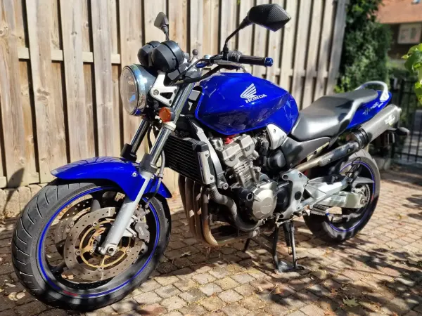 2004 Honda CB 900 - €1,850 (1/1)