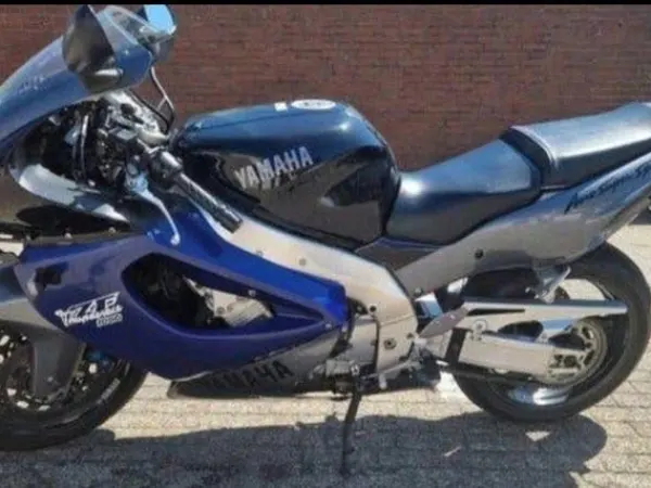 1996 Yamaha YZF 1000 - € 1.500 · Bieden (1/1)