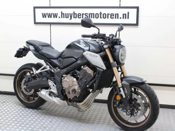 2021 Honda CB 650 R - € 7.650 (1/1)