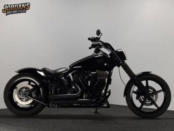 2010 Harley-Davidson Rocker Fxcw - € 16.950 (1/1)