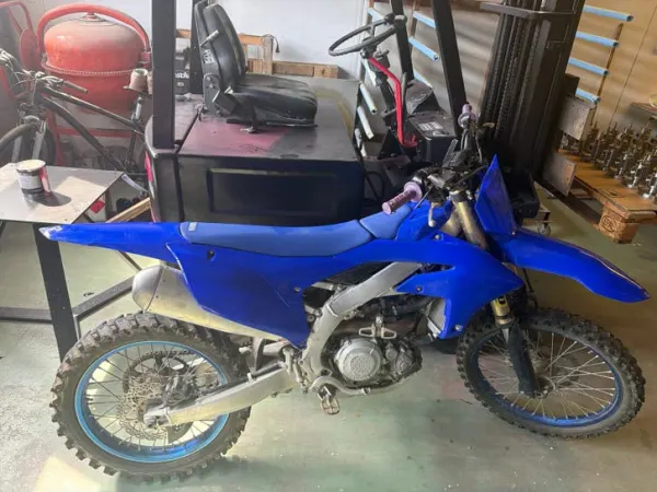 Year unknown Yamaha YZF 450 - €5,000 · Bidding (1/1)
