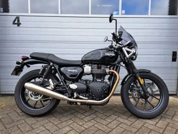 2017 Triumph Street Twin - € 7.749 (1/1)