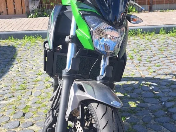 2019 Kawasaki Z650 2019-vol vermogen-ABS-10.688 km - €5,850 · Bidding (1/1)