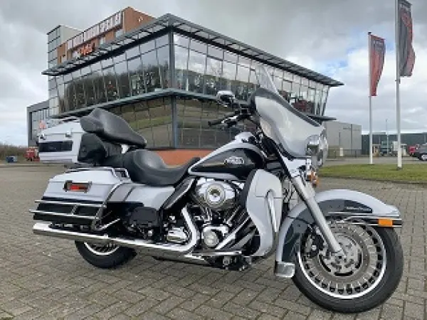 2010 Flhtcu Ultra Electra - €15,450 (1/1)