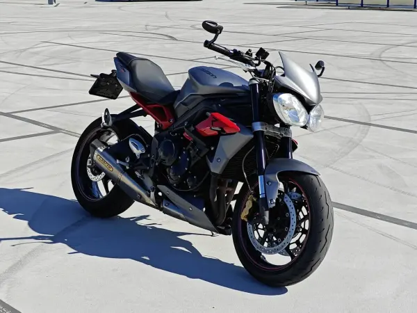 2013 Triumph Street Triple R - €4,499 (1/1)