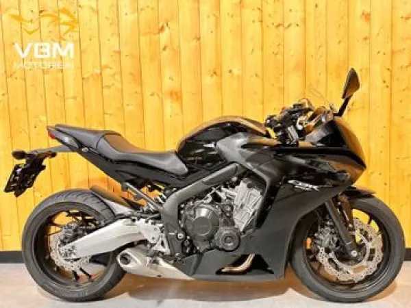2015 Honda CBR 650 F - € 6.895 (1/1)