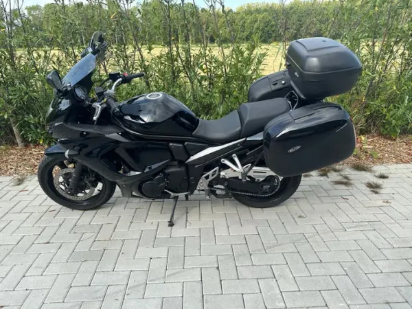 2013 Suzuki GSX 1250 FA - €6,500 (1/1)