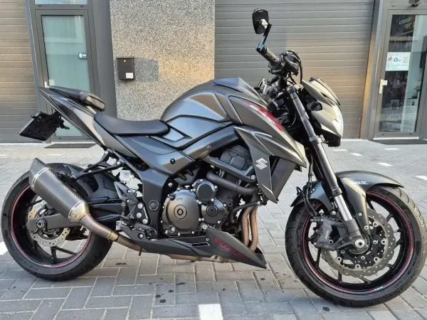 2017 Suzuki GSX-S 750 - € 6.200 (1/1)