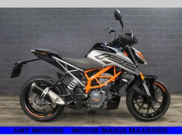 2021 KTM 125 Duke - € 4.950 (1/1)
