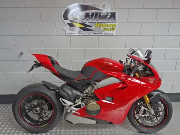 2017 Ducati Panigale V4 S - €21,950 (1/1)