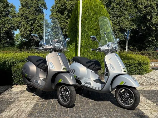 2023 Vespa GTS 300 SuperTech | Duo Advertentie - € 6.395 (1/1)