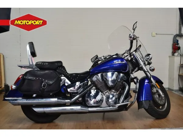 2006 Honda VTX 1300 - € 4.590 (1/1)