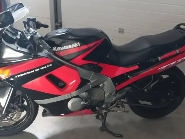 1992 Kawasaki ZZR 600 - €600 (1/1)