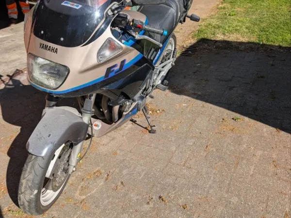 Year unknown Yamaha FJ 1200 - €1,300 · Bidding (1/1)