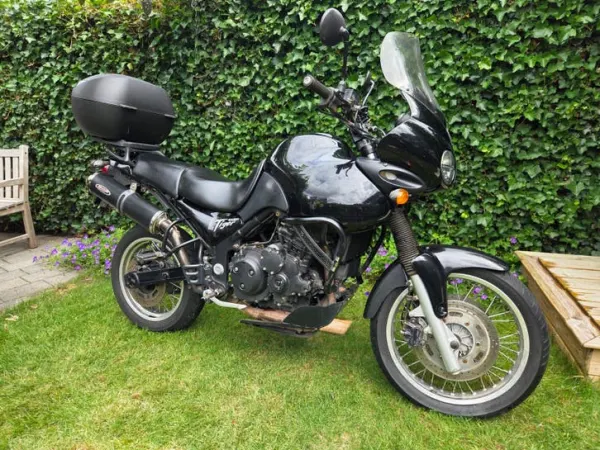 Bouwjaar onbekend Triumph Tiger 955i - € 2.500 · Bieden (1/1)