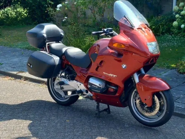 Bouwjaar onbekend BMW r 1100 rt Toermotor - € 1.200 · Bieden (1/1)