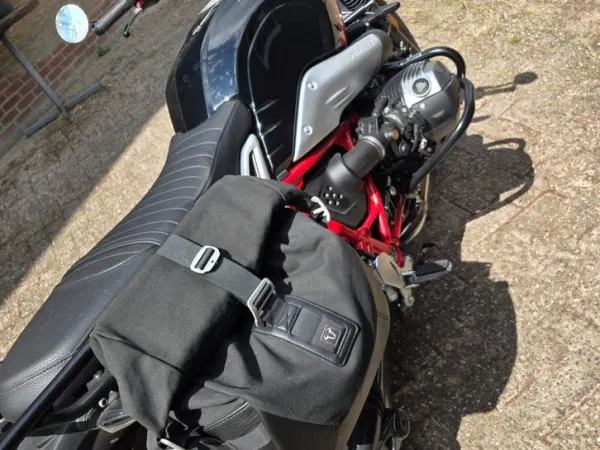 Bouwjaar onbekend BMW R Nine T - € 11.995 · Bieden (1/1)