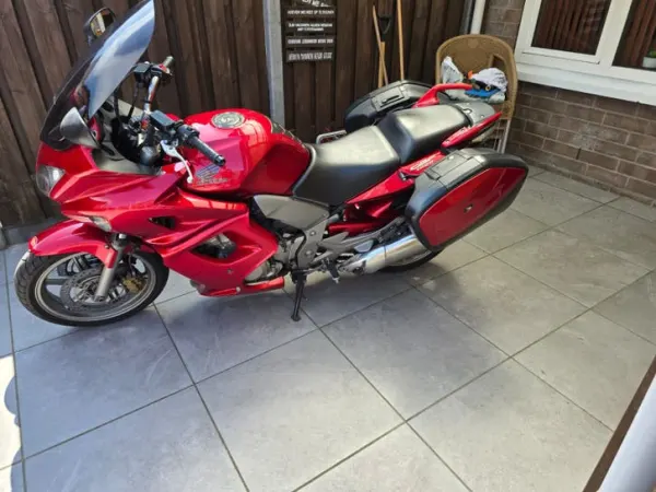 Bouwjaar onbekend Honda cbf 1000 a - € 3.750 (1/1)
