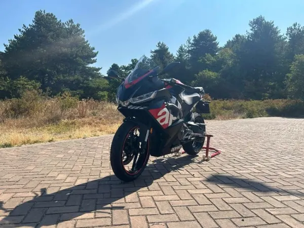 2025 Aprilia RS457, SC-Project & 4 Jaar Garantie - € 7.999 · Bieden (1/1)