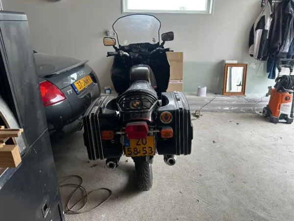 1979 BMW R100 RT Toermotor uit 1979-Klassieke Tourer - €4,500 · Bidding (1/1)