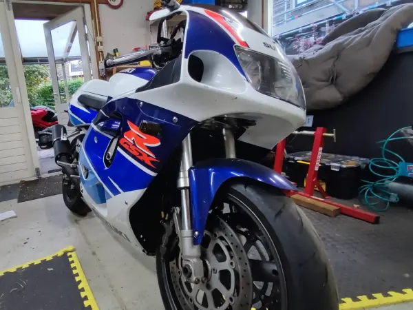 1996 Suzuki GSX-R 750 - € 1.250 (1/1)
