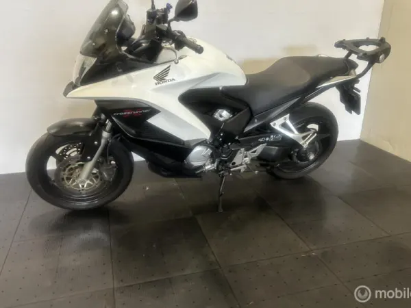 2014 Honda VFR 800X Crossrunner C-ABS - €4,995 (1/1)