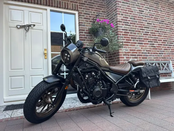 2023 Honda CMX 500 Rebel S - € 7.150 (1/1)