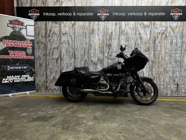 2022 Harley-Davidson Road Glide - €26,999 (1/1)