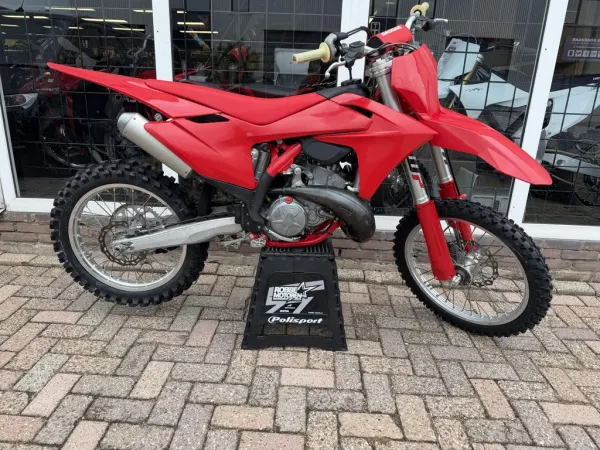 2025 Gasgas MC 300 - € 6.750 (1/1)