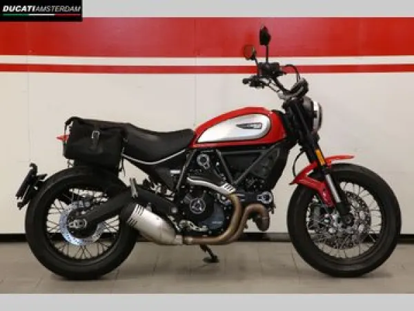 2022 Ducati Scrambler Icon - €7,990 · Bidding (1/1)