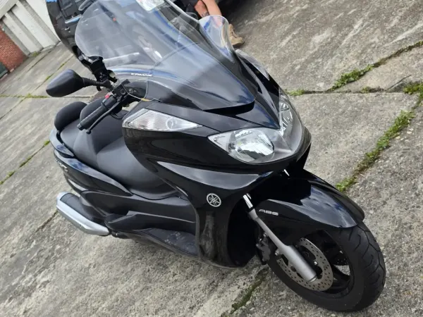 2008 Yamaha Majesty 400 - €2,100 (1/1)