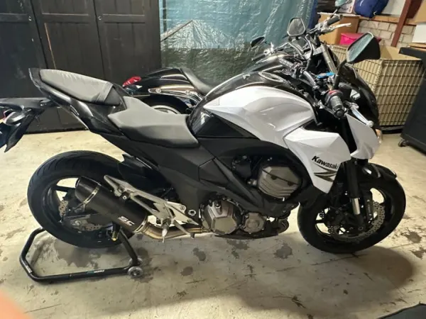 2013 Kawasaki Z 800 - €5,400 · Bidding (1/1)