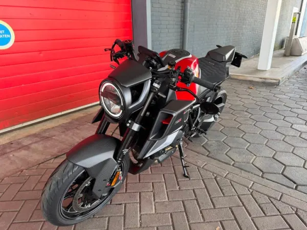 2025 KTM Brabus 1300 R Uniek 2025 - €26,999 (1/1)