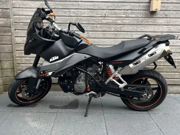 2009 KTM 990 SMT – Sterke LC8 V-Twin Blok - €5,299 · Bidding (1/1)