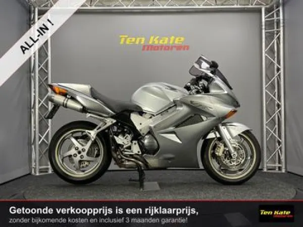 2005 Honda VFR 800 FI Vtec ABS - € 4.540 (1/1)