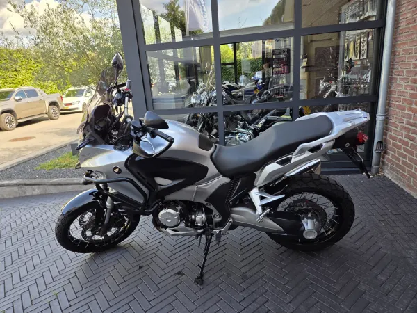 2012 Honda VFR 1200 X Crosstourer - € 6.950 (1/1)