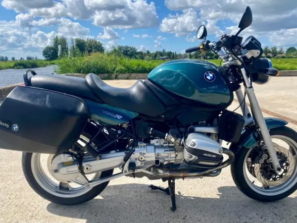 1996 BMW R850R met Koffers 1996 45.xxx km - €1,800 · Bidding (1/1)