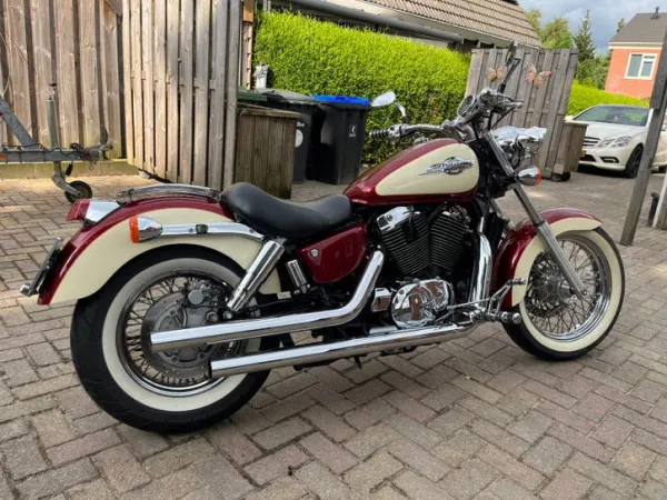 Year unknown Honda VT 1100 - Bidding (1/1)