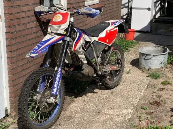 Bouwjaar onbekend BMW G 450 X - € 3.950 · Bieden (1/1)