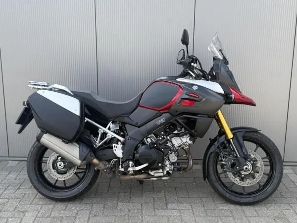 2015 Suzuki V-Strom 1000 ABS - € 7.490 (1/1)